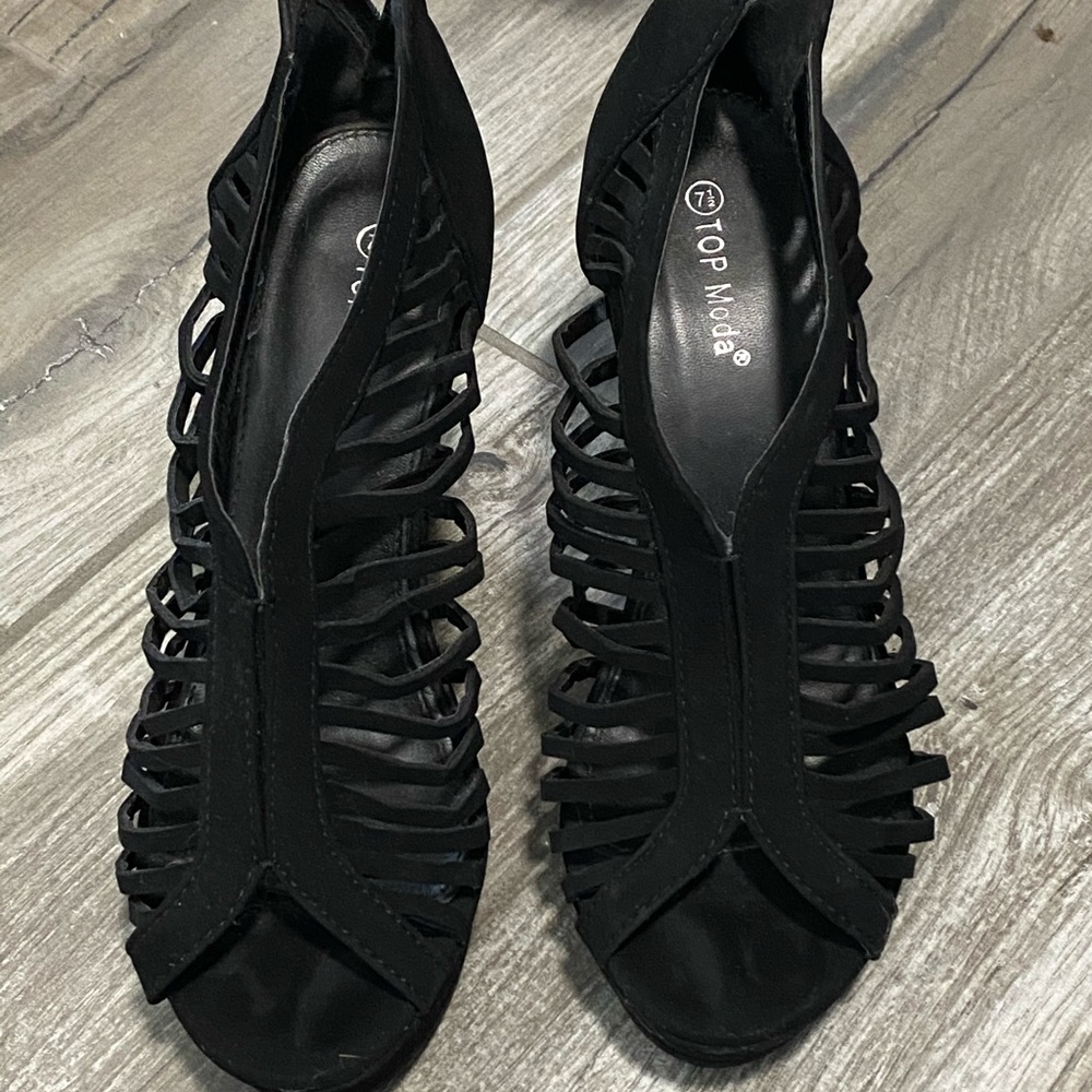 Women’s Strappy Wedge Heels